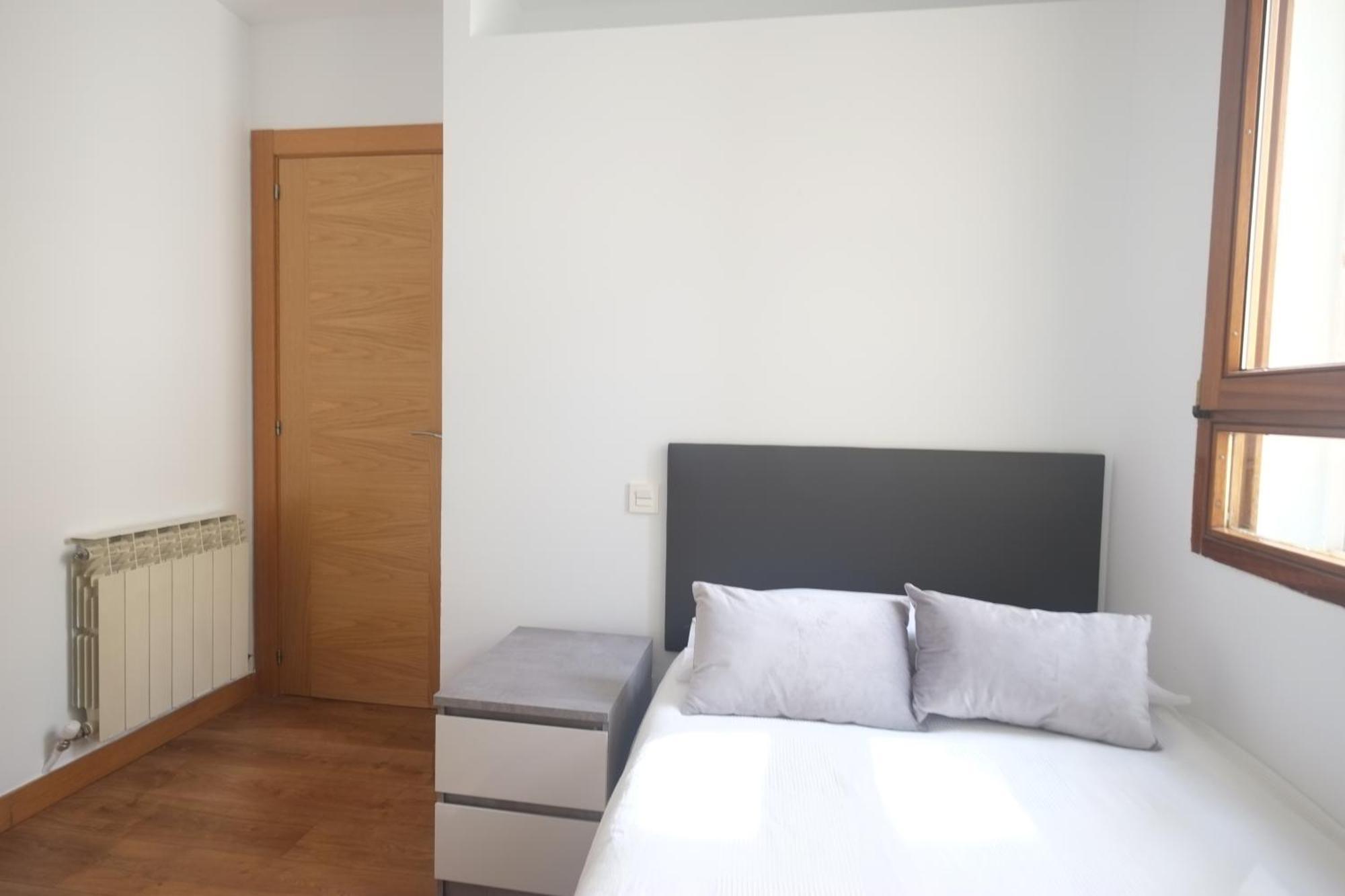 Entre Castillo Y Catedral Vut 09587 Appartement *