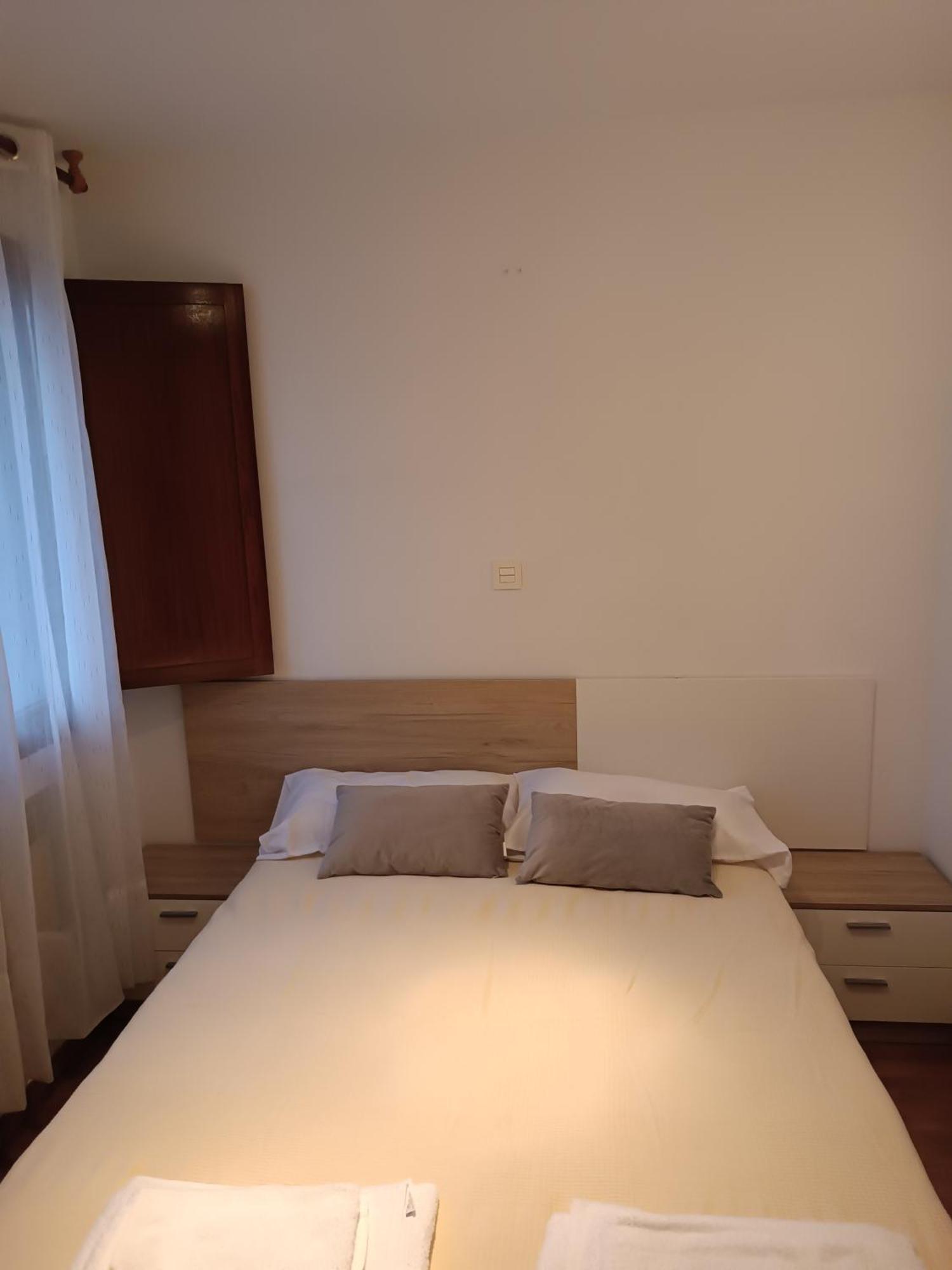 Entre Castillo Y Catedral Vut 09587 Appartamento *